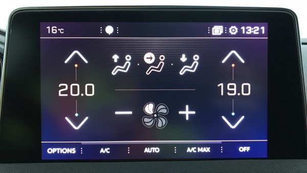 Découvrez la gamme Peugeot 5008