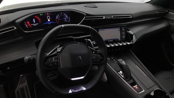 Découvrez la gamme Peugeot 508