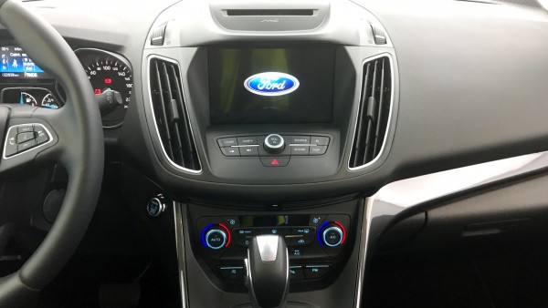 Découvrez la gamme Ford C-MAX