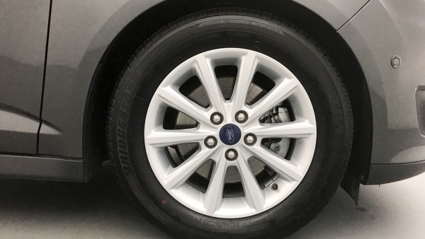 Découvrez la gamme Ford C-MAX