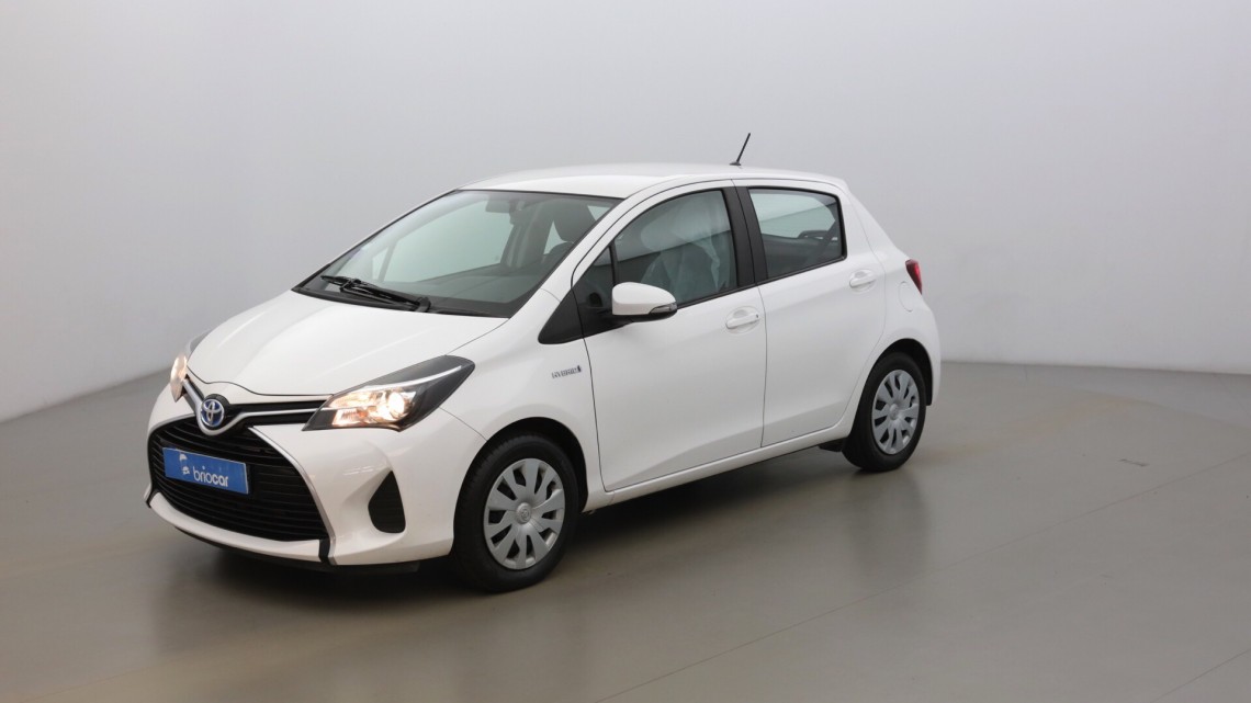TOYOTA Yaris HSD 100h France 5p Blanc