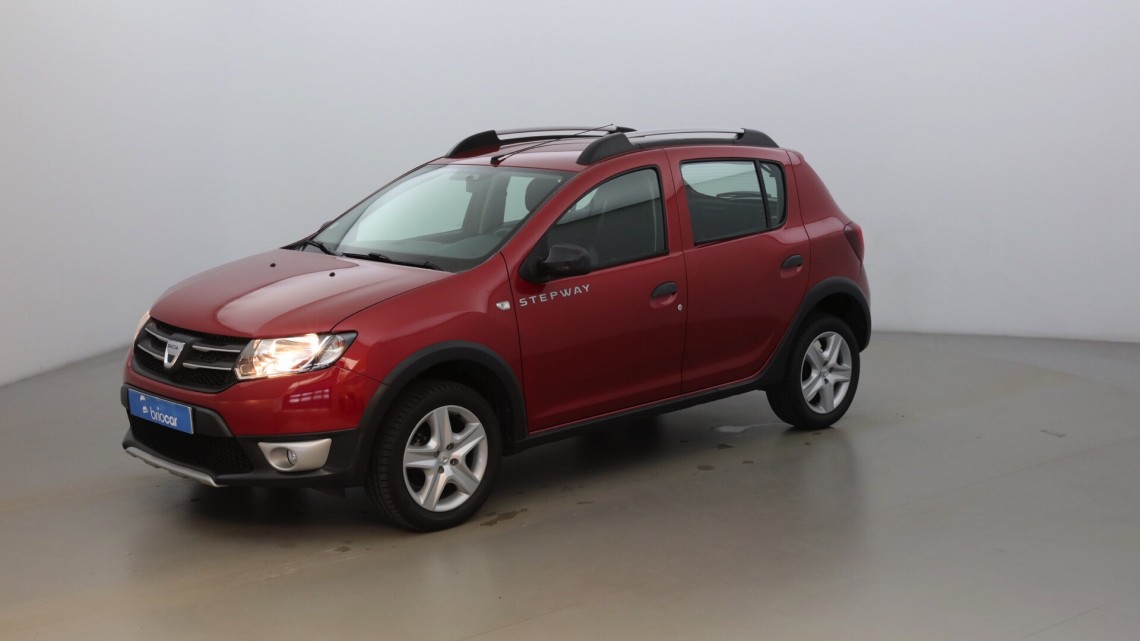  DACIA  Sandero  1 5 dCi 90ch Stepway Rouge  de Feu occasion 