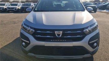 DACIA Sandero 1.0 TCe 90ch Stepway Confort suréquipée d’occasion 2763km révisée disponible à 