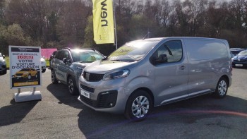 FIAT Scudo Fg VUL BLUEHDI 180 M S&S EAT8 4p d’occasion 14383km révisée et livrable partout en France