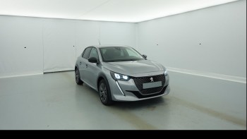 PEUGEOT 208 50 kWh 136ch Allure Pack neuve 8km révisée et livrable partout en France