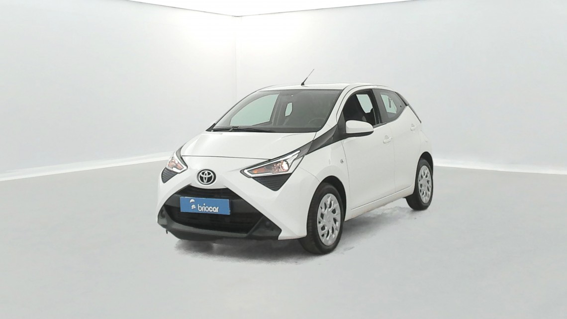 TOYOTA Aygo 1.0 VVT-i 72ch x-play x-shift 5p Blanc Pur