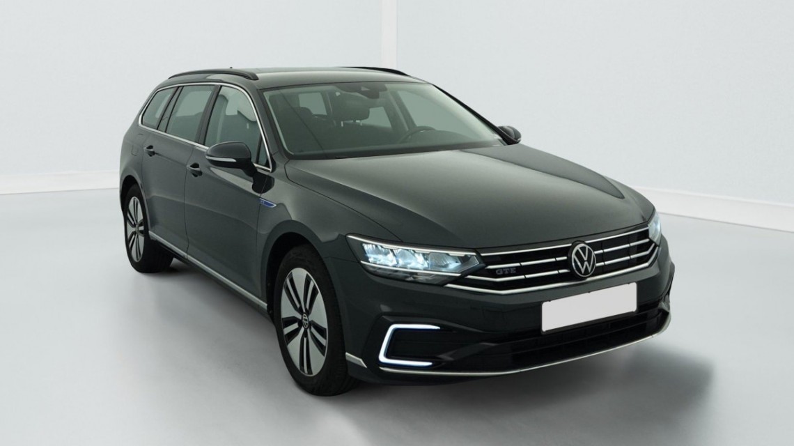 VOLKSWAGEN Passat SW 1.4 TSI Hybride Rechargeable DSG6 GTE Gris Urano