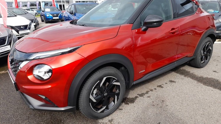 NISSAN Juke JUKE N CONNECTA 143 CH HYB Rouge