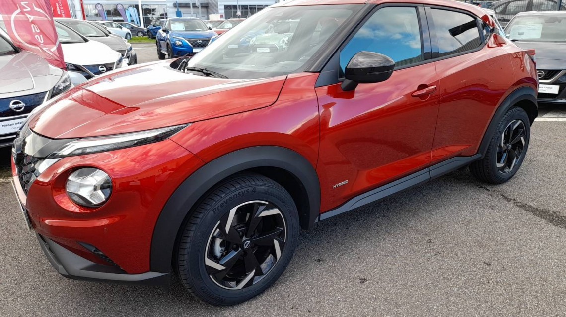 NISSAN Juke JUKE N CONNECTA 143 CH HYB N-Connecta Rouge