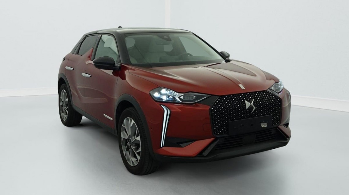 DS DS3 Crossback PureTech 130 EAT8 Esprit de Voyage Rouge Diva Toit Noir