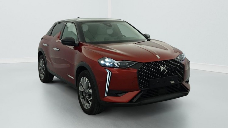 DS DS3 Crossback PureTech 130 EAT8 Esprit de Voyage Rouge Diva Toit Noir