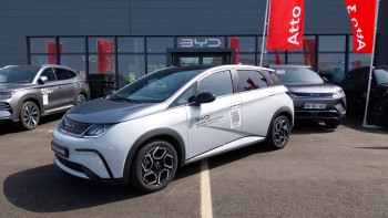 BYD Dolphin 60,4 kWh 204 ch Design 5p d’occasion 5562km révisée et livrable partout en France