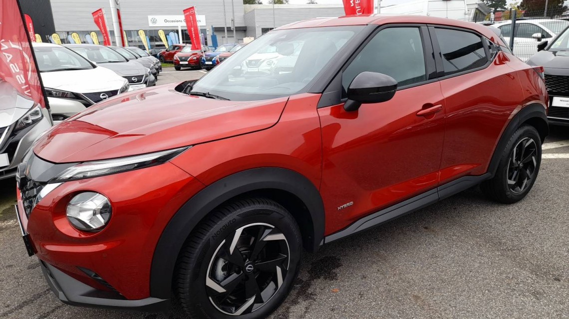 NISSAN Juke Juke HYBRID 143 N-Connecta 5p Rouge