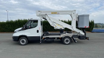 IVECO Daily Fg VUL Daily 35S14H 3450 2.3 136ch Nacelle Palfinger P200A-R neuve 10km révisée et livrable partout en France