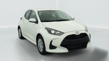 Voir le détail de cette offre de vente de TOYOTA Yaris 116h Dynamic neuve 10km révisée et livrable partout en France TOYOTA Yaris 116h Dynamic neuve 10km révisée et livrable partout en France