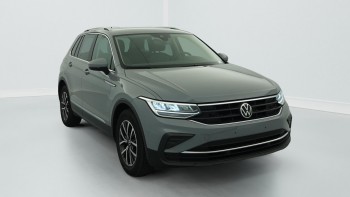 Voir le détail de cette offre de vente de VOLKSWAGEN Tiguan 1.5 TSI 150ch BVM6 Life d’occasion 26156km révisée et livrable partout en France VOLKSWAGEN Tiguan 1.5 TSI 150ch BVM6 Life d’occasion 26156km révisée et livrable partout en France