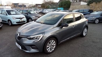 RENAULT Clio Clio TCe 90 Evolution 5p d’occasion 5900km révisée et livrable partout en France