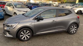 RENAULT Clio Clio TCe 90 Evolution 5p d’occasion 6379km révisée et livrable partout en France