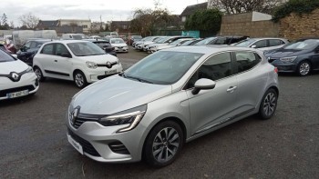 RENAULT Clio Clio E-Tech 140 Intens 5p d’occasion 31555km révisée et livrable partout en France