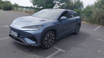 BYD Sealion 7 91.3 kWh 530ch AWD Excellence 5p d’occasion 5600km révisée et livrable partout en France