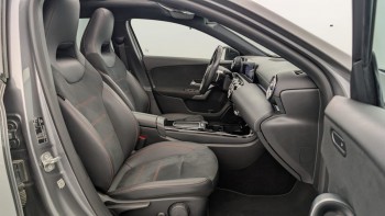 MERCEDES-BENZ Classe A 200 7G-DCT AMG LINE d’occasion 39852km révisée et livrable partout en France