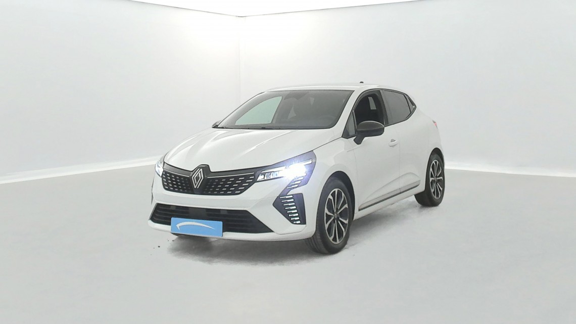 RENAULT Clio Clio E-Tech full hybrid 145 ch GSR2 Techno 5p Blanc