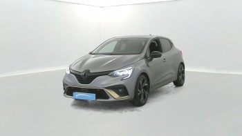 Berline RENAULT Clio Clio E-Tech full hybrid 145 Engineered 5p d’occasion 49350km révisée et livrable partout en France