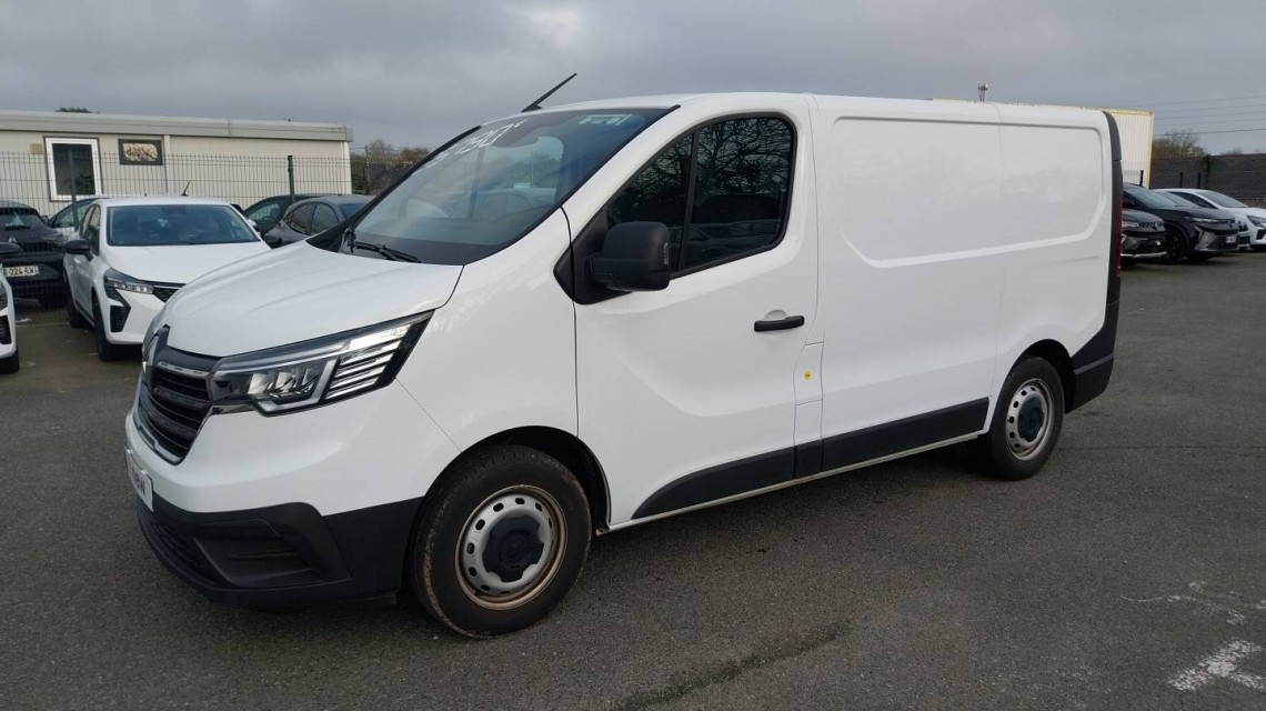 RENAULT Trafic Fg VUL TRAFIC FGN L1H1 3000 KG BLUE DCI 130 CONFORT 4p Blanc