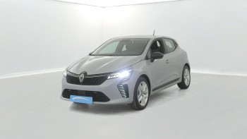 RENAULT Clio Clio E-Tech full hybrid 145 ch GSR2 Evolution 5p d’occasion 14561km révisée disponible à 