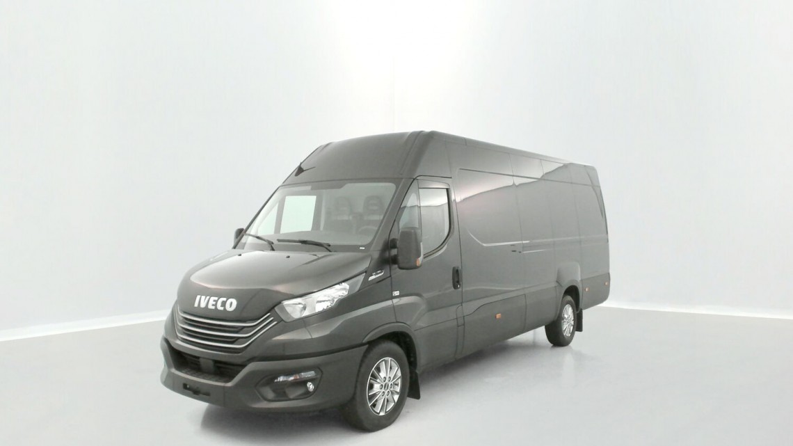 IVECO Daily Fg VUL DAILY 35S16A8 4100 2.3 156ch 16m³ Hi-Matic Noir