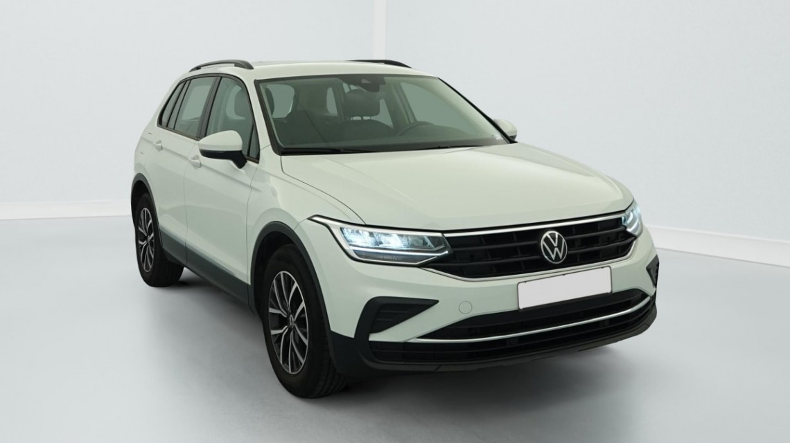 VOLKSWAGEN Tiguan 2.0 TDI 122CH BVM6 LIFE Blanc Pur