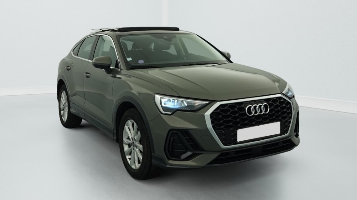 AUDI Q3 Sportback 35 TFSI 150 ch S tronic 7 Design Gris Chronos