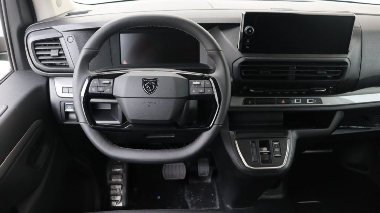 PEUGEOT Expert PlanCb VUL FIXE XL DIESEL 180 CH AUTOMATIQUE Gris Titane