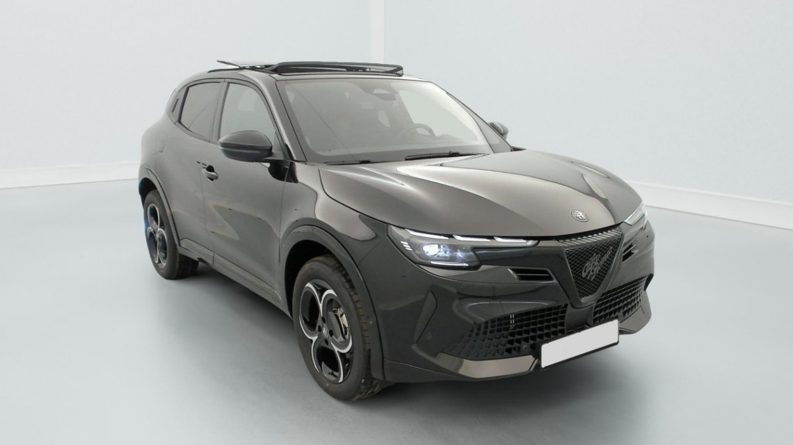 ALFA ROMEO Junior 1.2 Ibrida 145 ch e-DCT6 Q4 Ti Noir Tortona