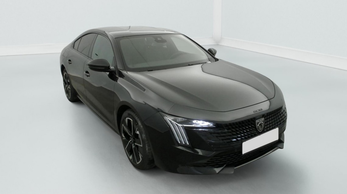 PEUGEOT 508 Hybrid 180 e-EAT8 Allure Noir Perla Nera