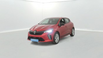 RENAULT Clio Clio E-Tech full hybrid 145 ch GSR2 Evolution 5p d’occasion 8882km révisée disponible à 