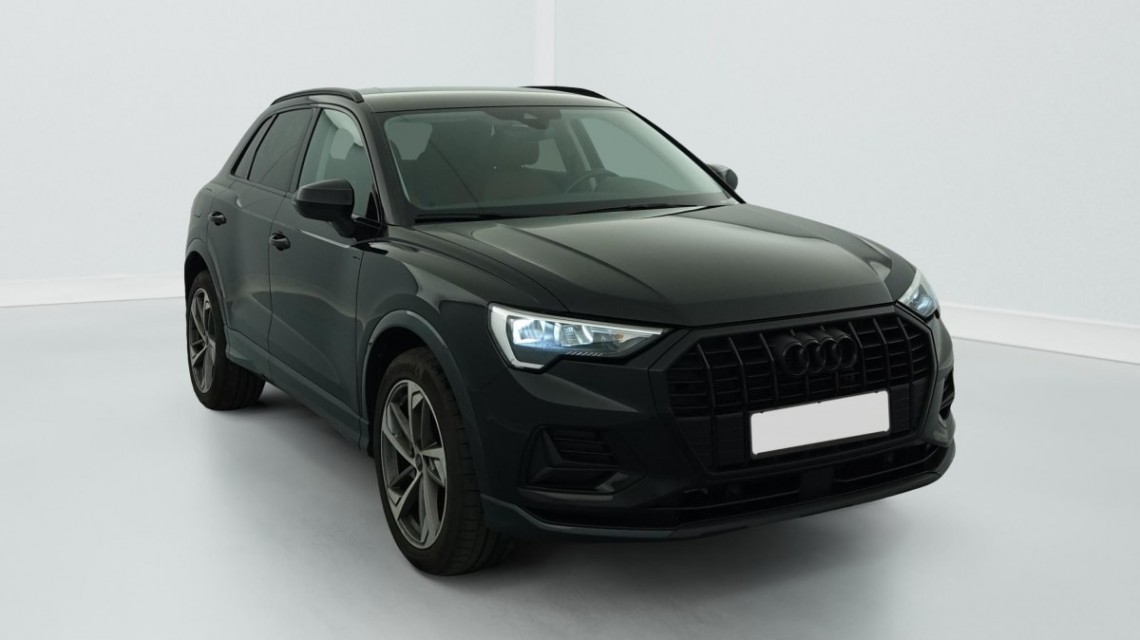 AUDI Q3 35 TDI 150 ch S tronic 7 Design Noir Mythic