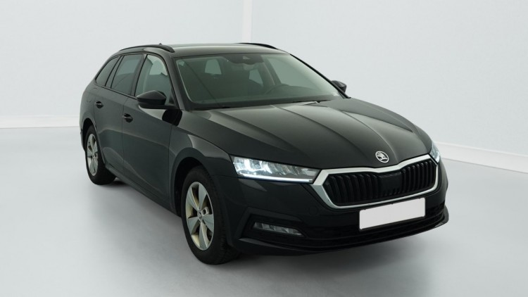 SKODA Octavia Combi 2.0 TDI 150 ch DSG7 Ambition Noir Magic Nacré