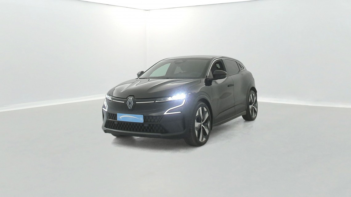 RENAULT Megane 220 ch autonomie confort GSR2 Techno 5p Noir