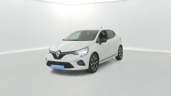 RENAULT Clio Clio Blue dCi 100 Evolution 5p d’occasion 31964km révisée et livrable partout en France