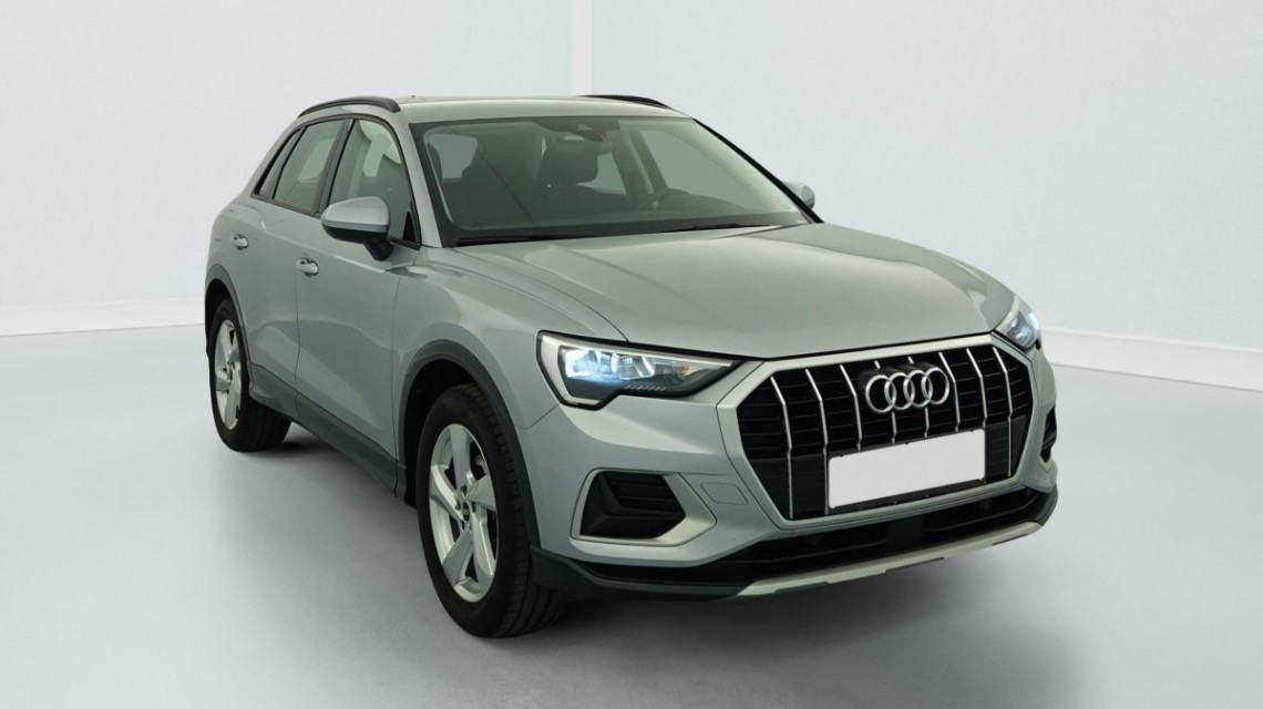AUDI Q3 35 TFSI 150 ch Argent Fleuret