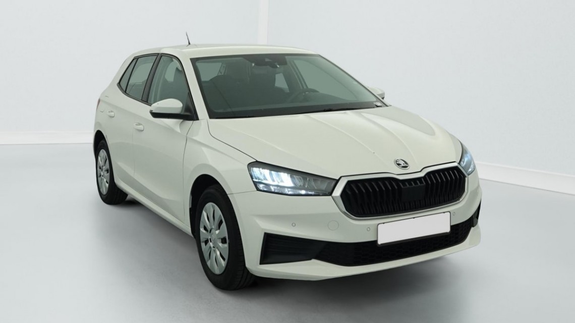 SKODA Fabia 1.0 MPI 65 ch BVM5 Active Blanc Candy