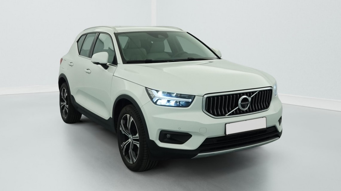 VOLVO XC40 T5 RECHARGE 180+82 CH DCT7 BUSINESS Blanc Cristal