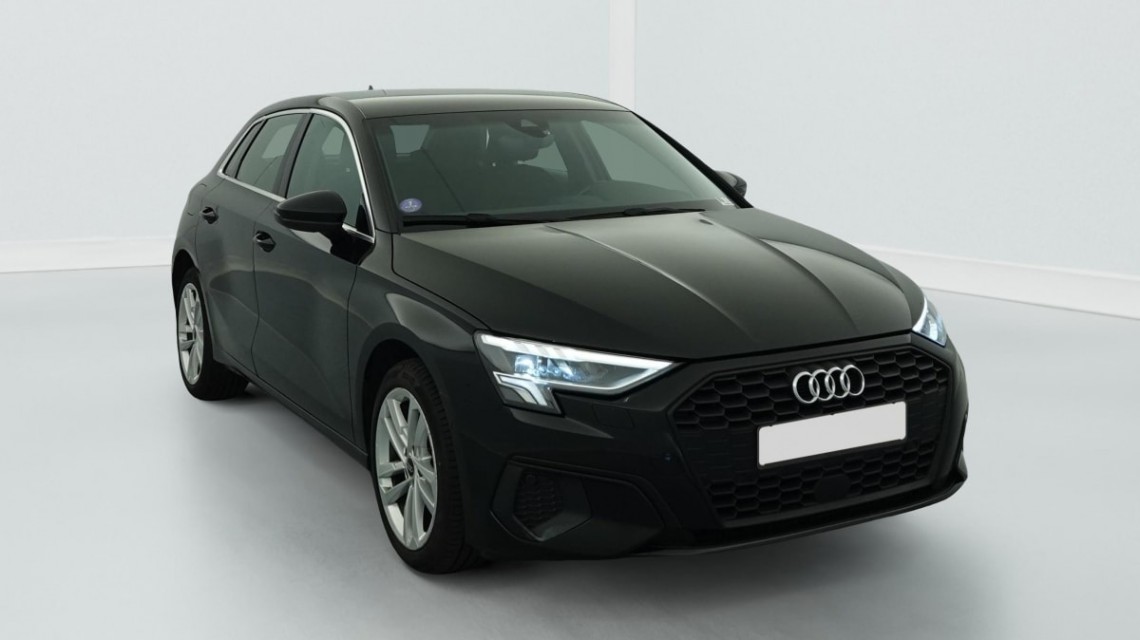 AUDI A3 Sportback 40 TFSIE 204 S TRONIC 6 BUSINESS LINE Noir Mythic