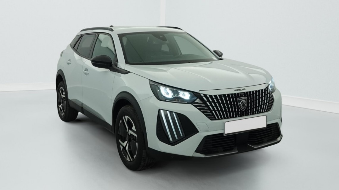 PEUGEOT 2008 100 S S BVM6 Allure Blanc Okenite