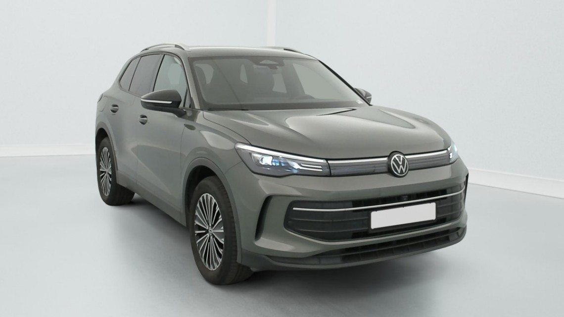 VOLKSWAGEN Tiguan 1.5 eTSI 131ch DSG7 Life Plus Vert Cipressino