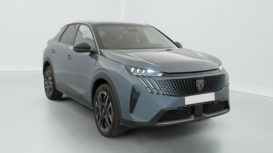 PEUGEOT 3008 Hybrid 145 e-DCS6 GT Bleu Ingaro / Toit Noir