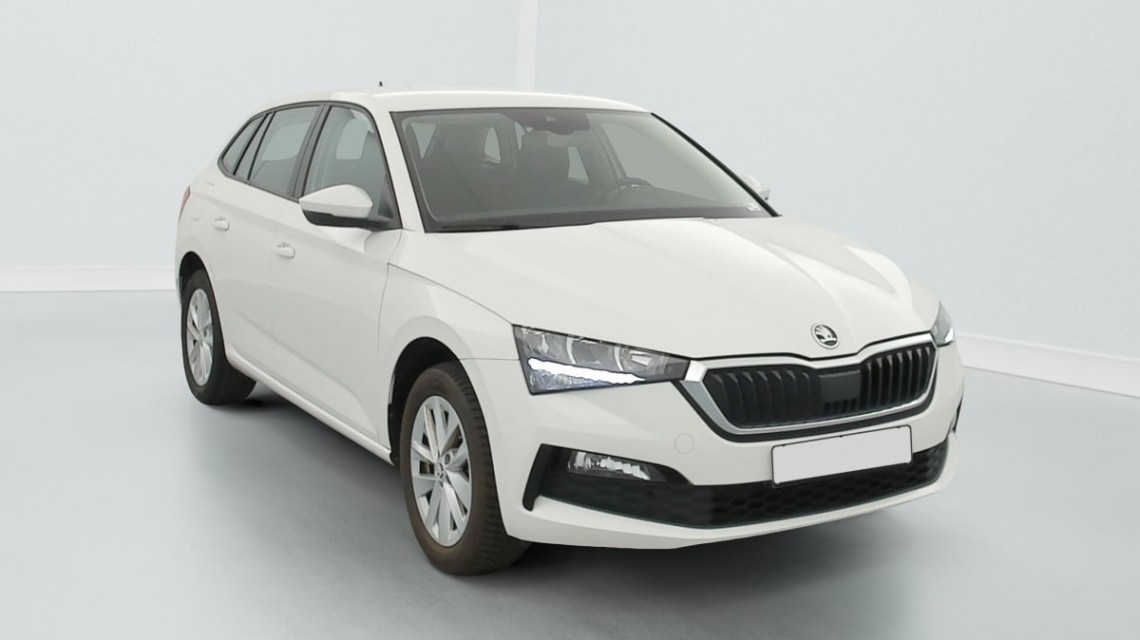 SKODA Scala 1.0 TSI 95 ch BVM5 Ambition Blanc Candy