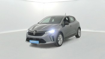 RENAULT Clio Clio E-Tech full hybrid 145 ch GSR2 Evolution 5p d’occasion 19989km révisée disponible à 