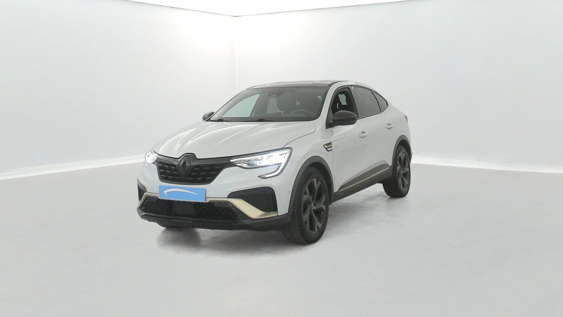 RENAULT Arkana E-Tech hybride 145 22 Engineered 5p Blanc
